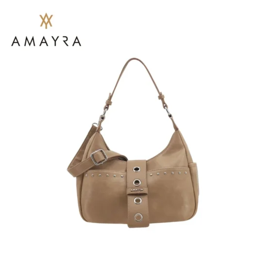 Amayra Cartera de Eco Cuero Visón Claro con Solapa y Tachas